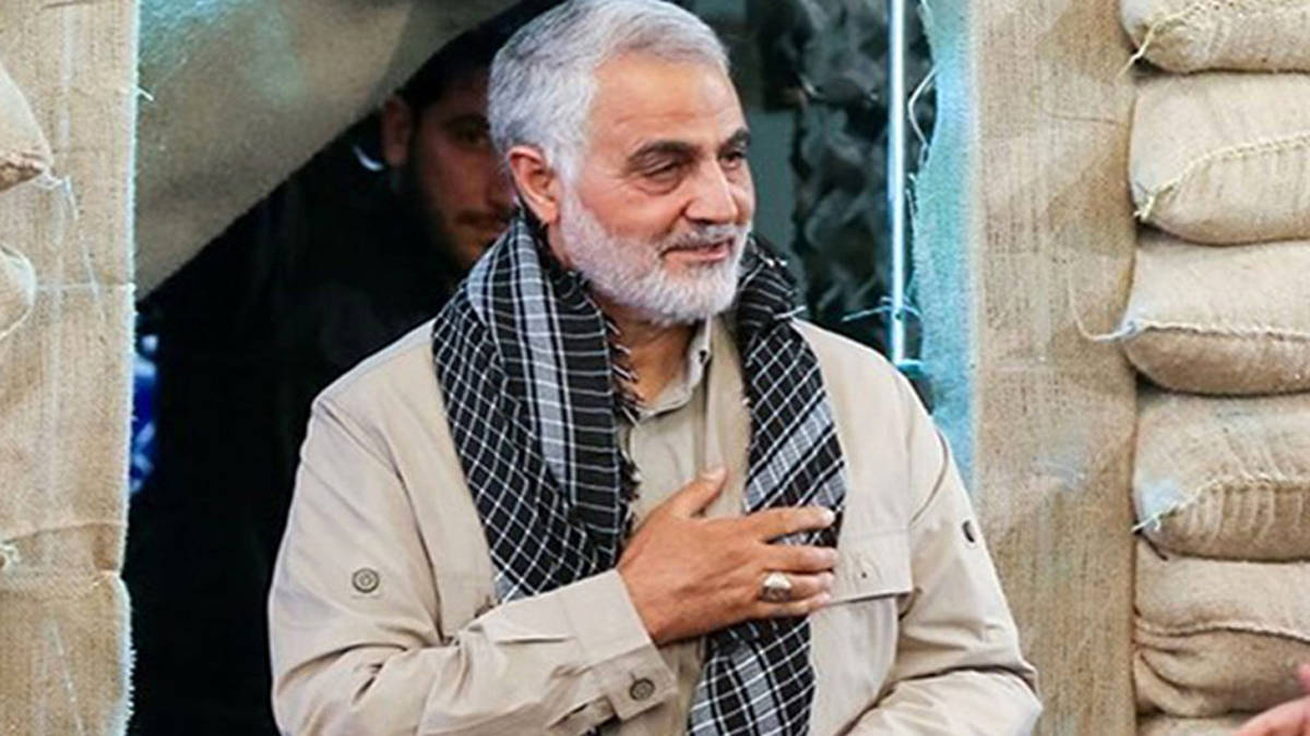ببینید | برخورد سردار سلیمانی با زن بی حجاب