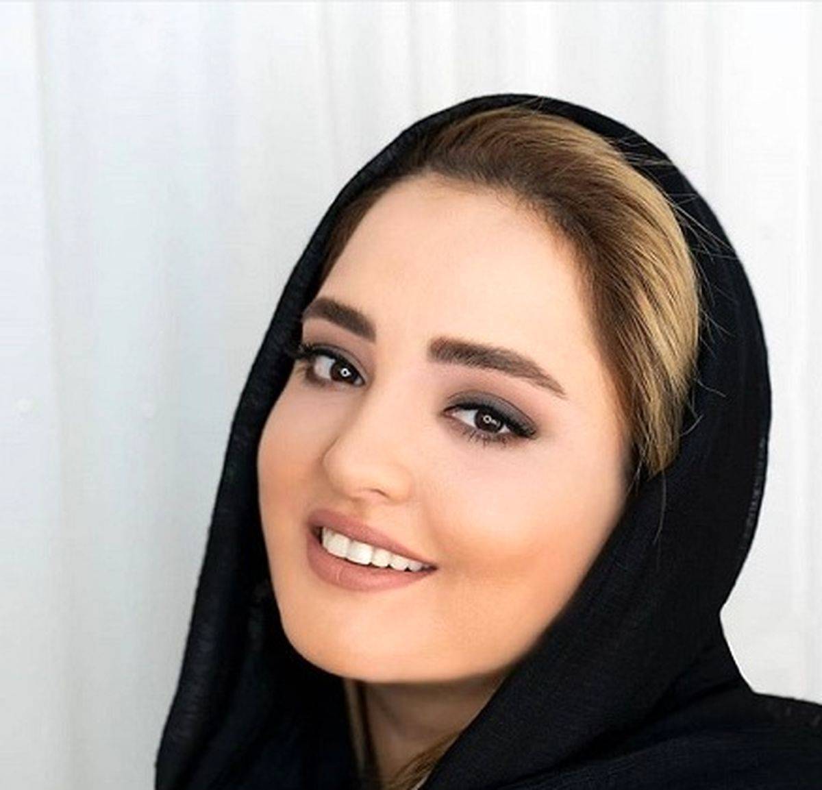 عکس نرگس محمدی با مادرش | کسی فکر نمی کرد این خانوم مادر نرگس محمدی باشد