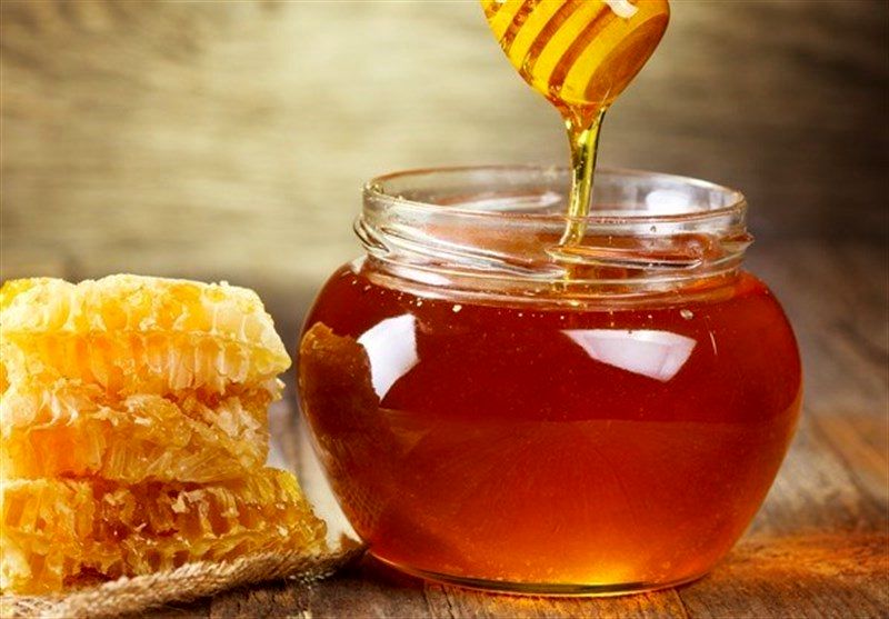 عسل بخورید تا بدنتان جوان بماند عسل بخورید تا بدنتان جوان بماند
